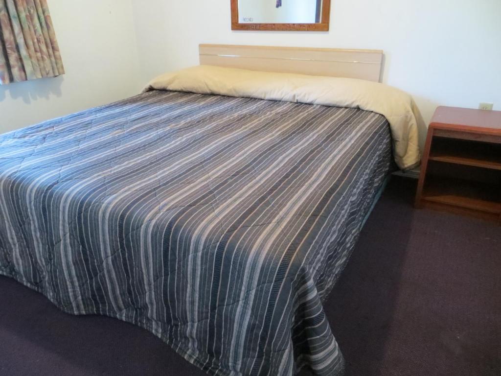 Madison Suites Motel Портланд Стая снимка